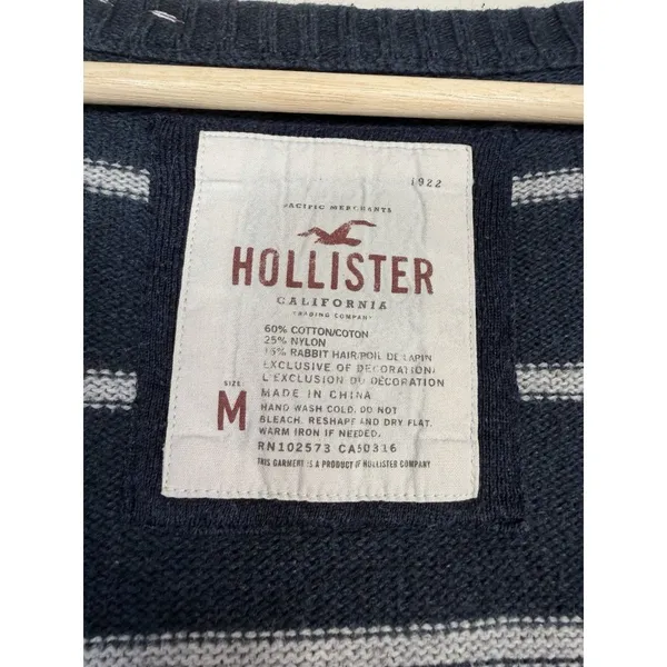 Hollister Women's Striped Y2K Cardigan‎ Sweater M Navy Blue White Rabbit Hair - Image 3