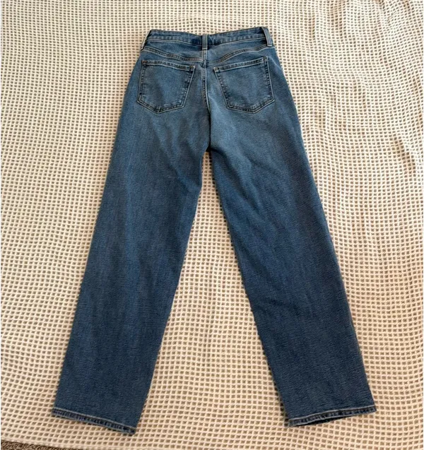 Old Navy High-Rise Loose O.G. Jeans Secret Smooth Pockets - Image 3
