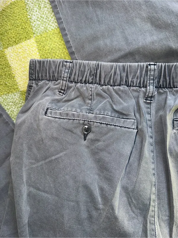 Old Navy woman’s Gray Chino pants - Image 5