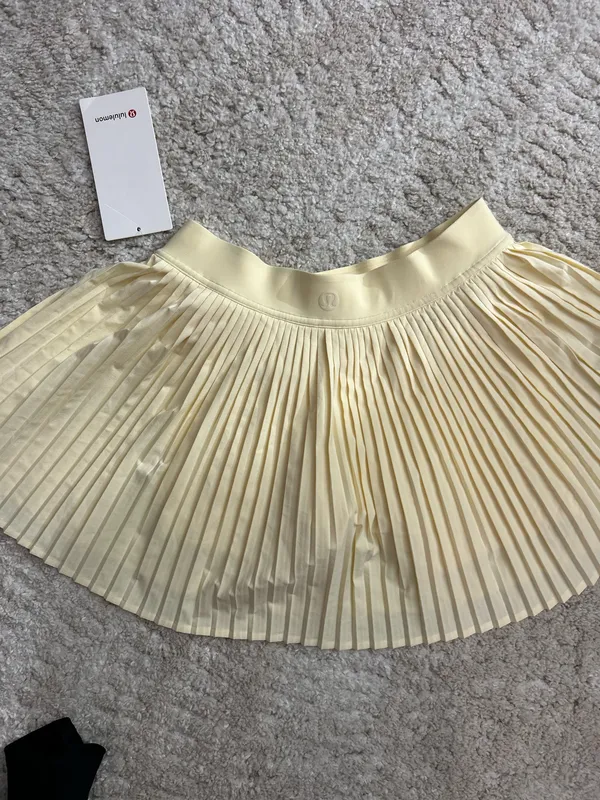 Tennis Skirt Lululemon - Image 2