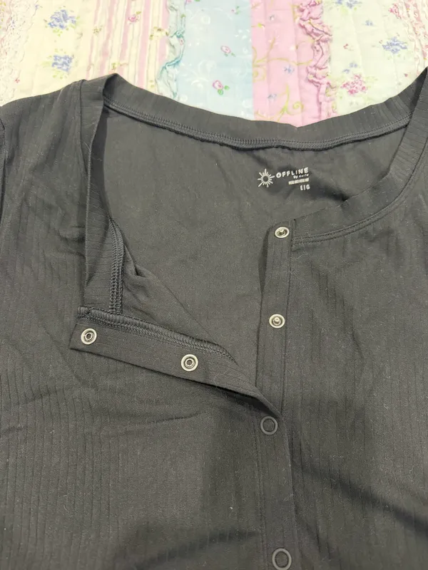 Aerie Cropped Button Workout Top - Image 3