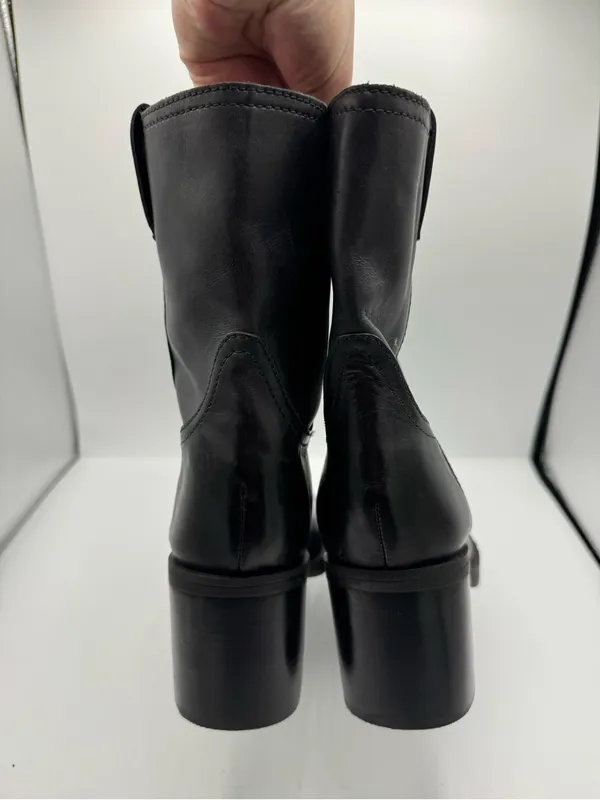 Schutz Wyatt Black Leather Mid Calf Boots Size 7 fall autumn winter nyc minimal - Image 3