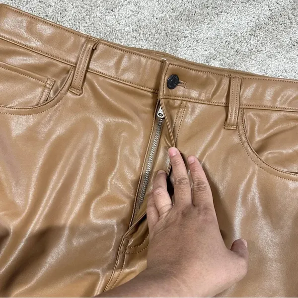 Abercrombie & Fitch Curve Love 90s Straight Ultra Hi Rise Pants Vegan Leather 31 - Image 10