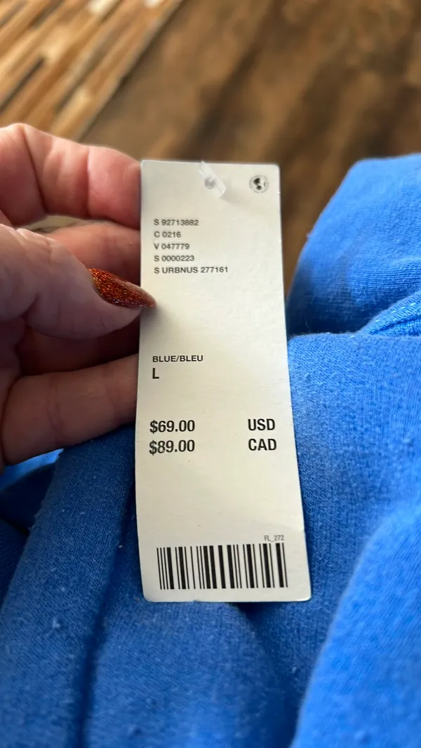 Urban Outfitters Tokyo Sweatshirt - Image 8