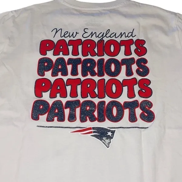 NFL Team Apparel Women’s Short Sleeve Tee New England‎ Patriot’s Small - Image 3