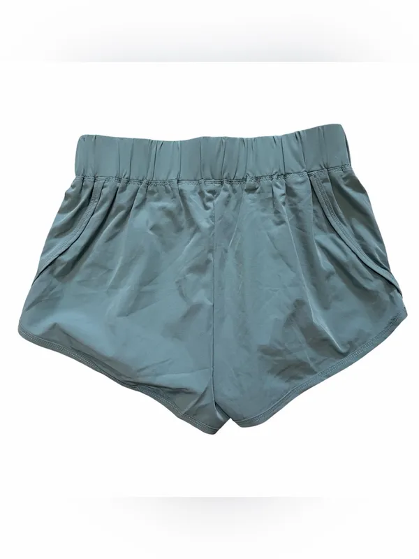 Halara High Waisted Dolphin Hem Casual Shorts 2" Medium NWT - Image 2