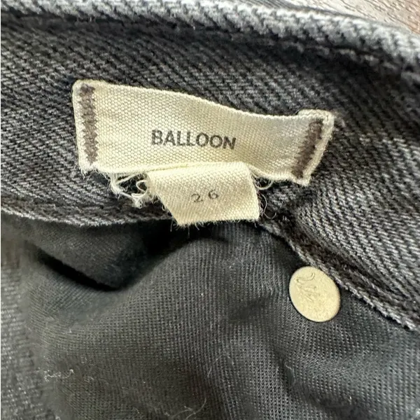 Madewell The Balloon Jean in Washed Black Size 26 - Image 5