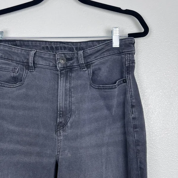 American Eagle Women's Mom Jean Sz 10 - Image 2