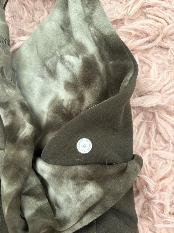 Lululemon Sports Bra Reversible 4 - Image 4