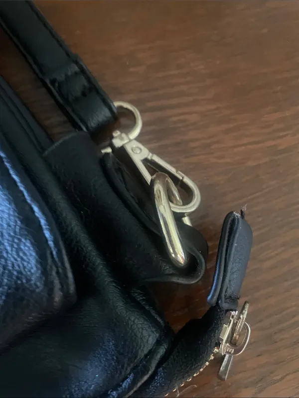Black super soft faux leather crossbody bag with detachable strap like new - Image 5