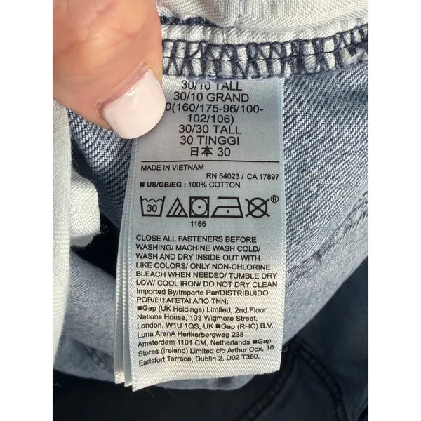 Gap Low Stride Shorts NWT size 30/10 Loose low-rise no stretch - Image 9