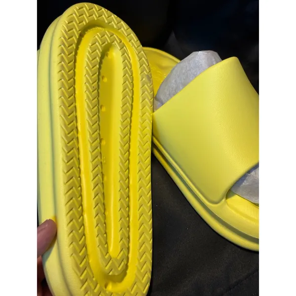 J/Slides Serene Yellow EVA Beach Slides‎ Sandals Womens Size 8 New in Box - Image 5