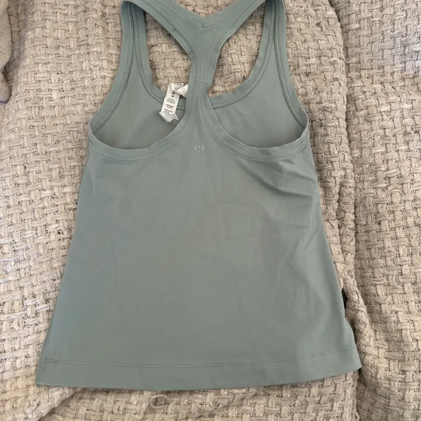 Lululemon green/blue racer back top - Image 4
