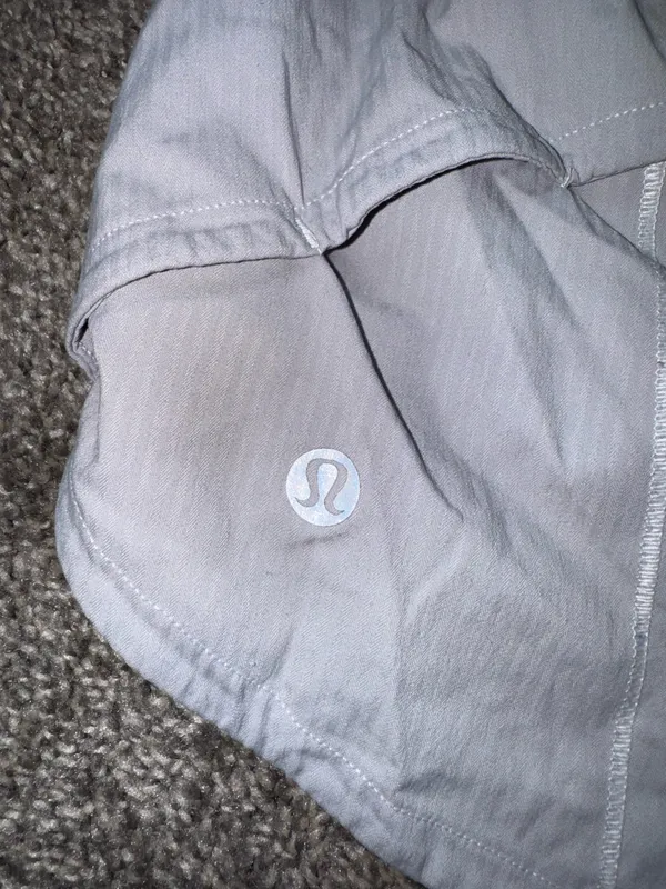 Lululemon Speed ups 2.5” - Image 3