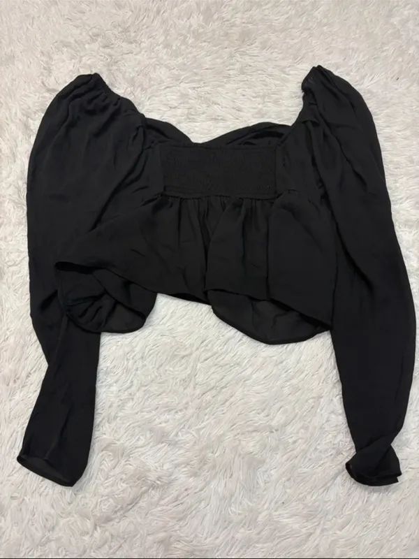 Abercrombie Women's Black Peplum Long-Sleeve Top - Image 2
