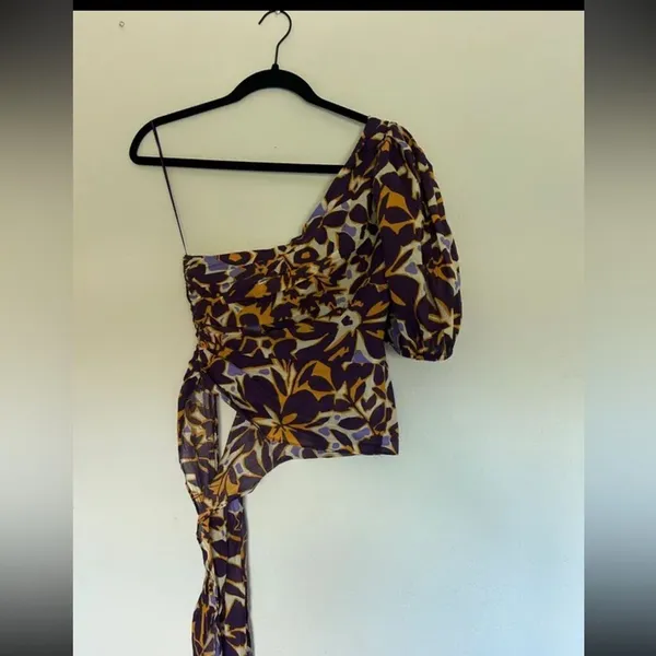 Olivaceous floral one shoulder top‎ small - Image 2