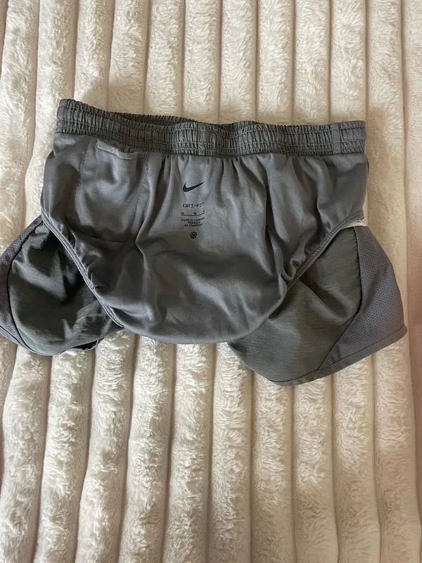 Nike Youth Medium Shorts Black Athletic - Image 3