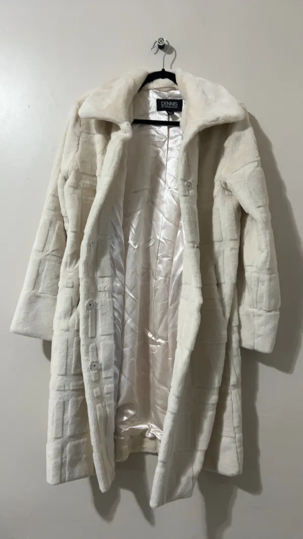Dennis White Faux Fur Long Coat Small Elegant Textured - Image 4
