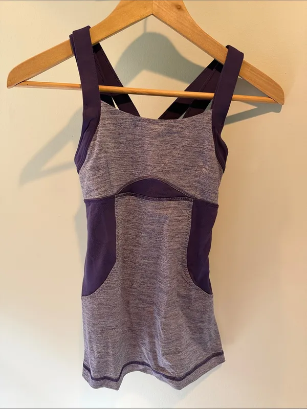 Lululemon 4 Chaturanga Concord Grape Athletic Activewear Tank Top - Image 2