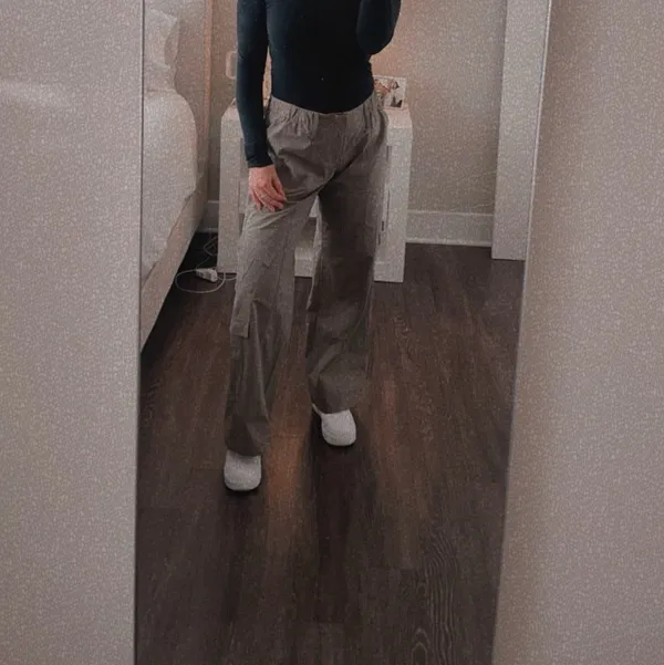 Nordstrom Rack Cargo Pants - Image 4
