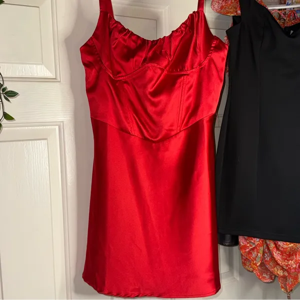 Sky to Moon - NWOT Red Satin Chemise Dress - Size Large - Image 7