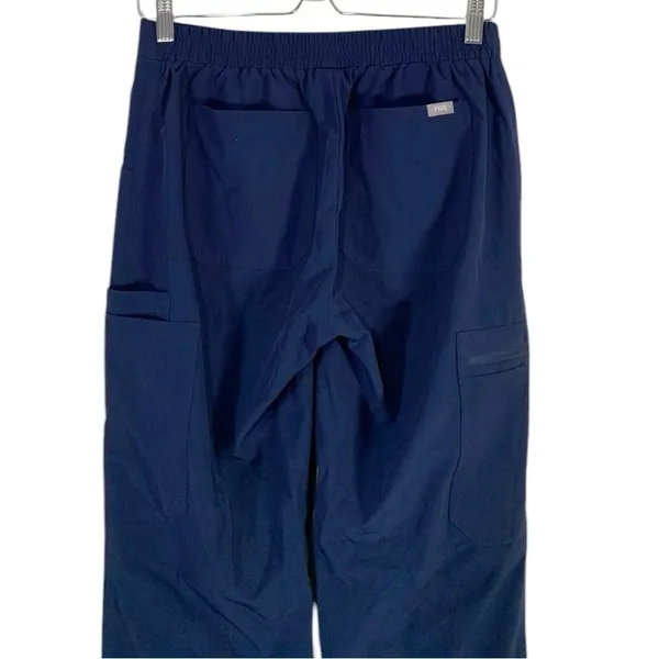 NEW Figs Cargo Straight Leg Scrubs Pants Size XS - Image 5