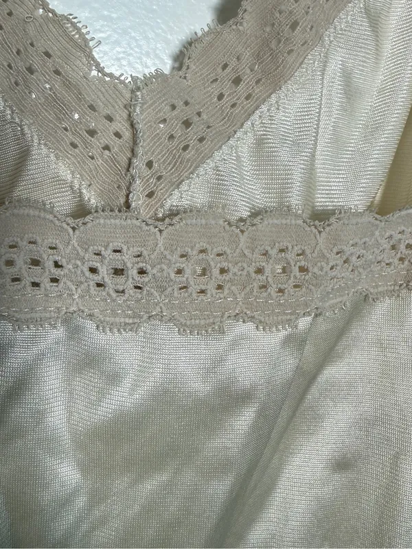 Source Unknown Vintage Silky Lace-Trim Cami Tank - Cream Small Bombshell Hollywood Glamour - Image 5