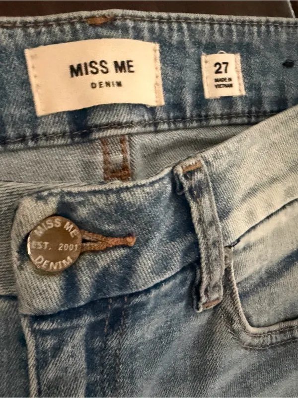 Miss Me Cropped Flare Diatressed Blue Jeans with Raw Hem 27 - Image 3
