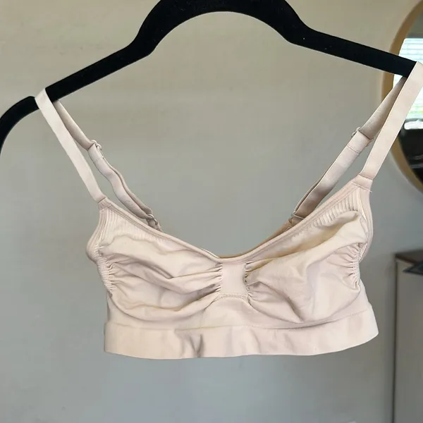Skims sculpting bralette COLOR SAND SIZE M‎ NWOB - Image 2