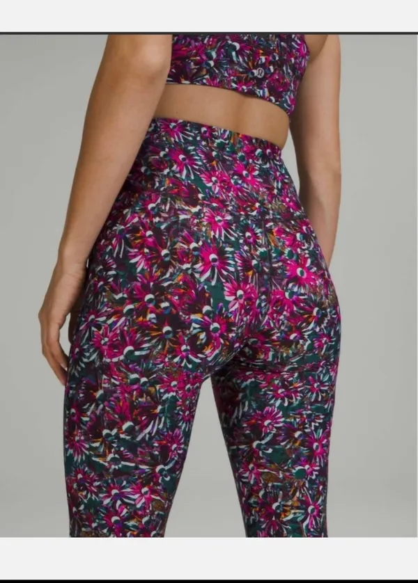 Lululemon Base Pace HR Tight 28” Fleece l - Image 3
