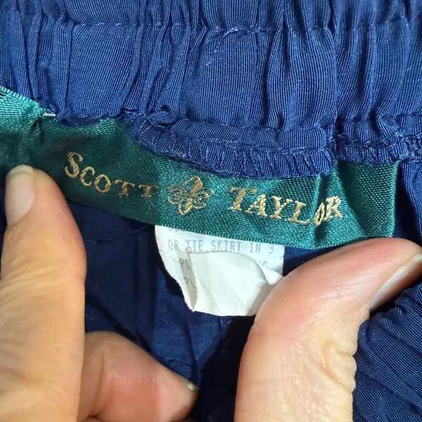 Scott Taylor Crinkle Maxi Skirt Navy Tiered Boho 90s Elastic Waist Vintage - Image 5