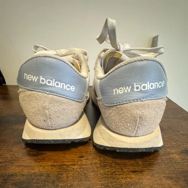 New Balance 237 Cream and Gray sneakers - Image 2