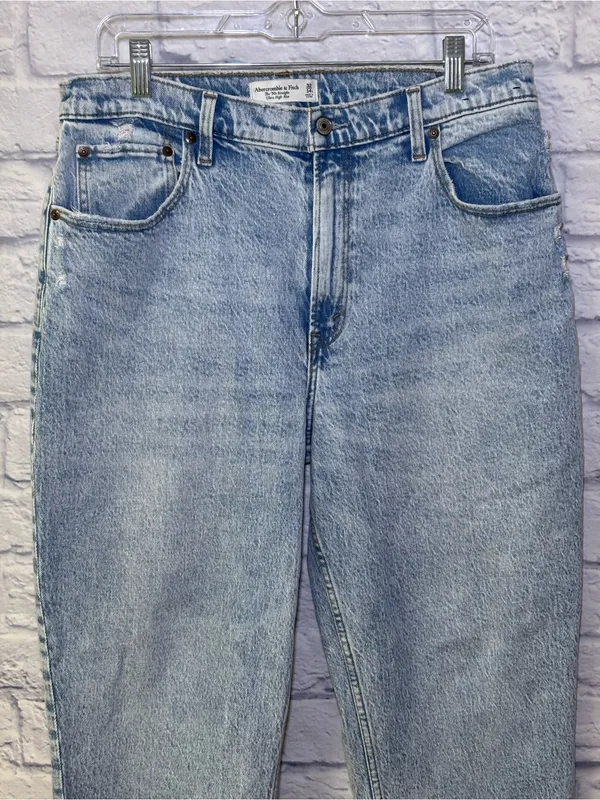Abercrombie & Fitch Curve Love Ultra High Rise 90s Straight Jean Women’s 32 - Image 2