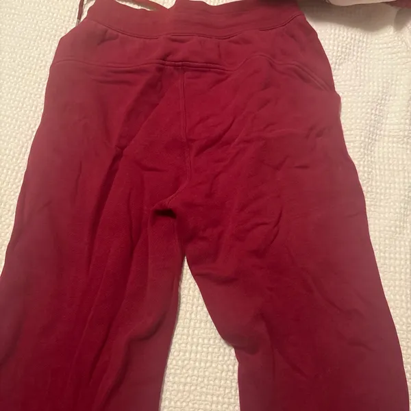 Lululemon Scuba Sweatpants High-Rise Jogger - Image 4