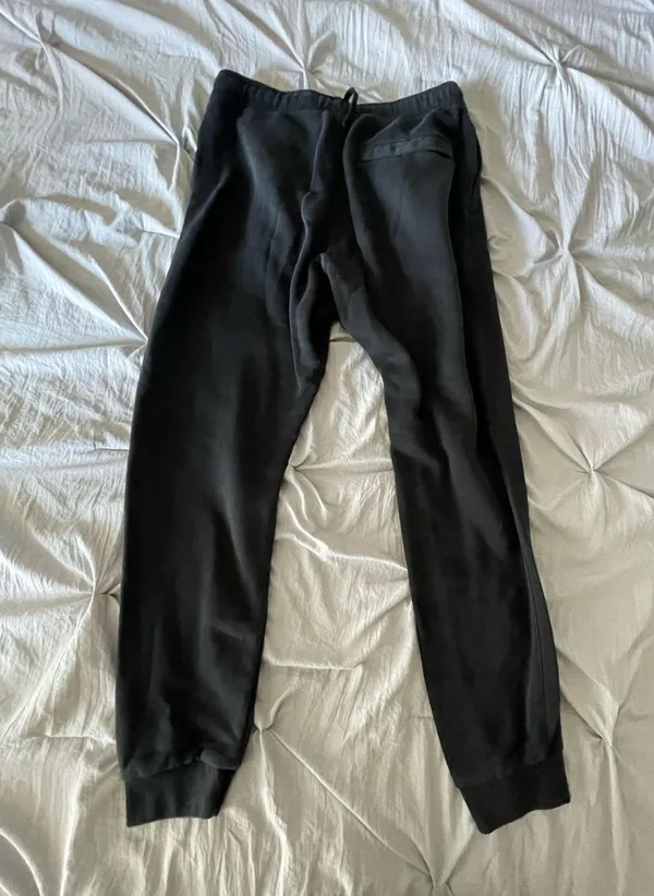 Nike joggers - Image 4