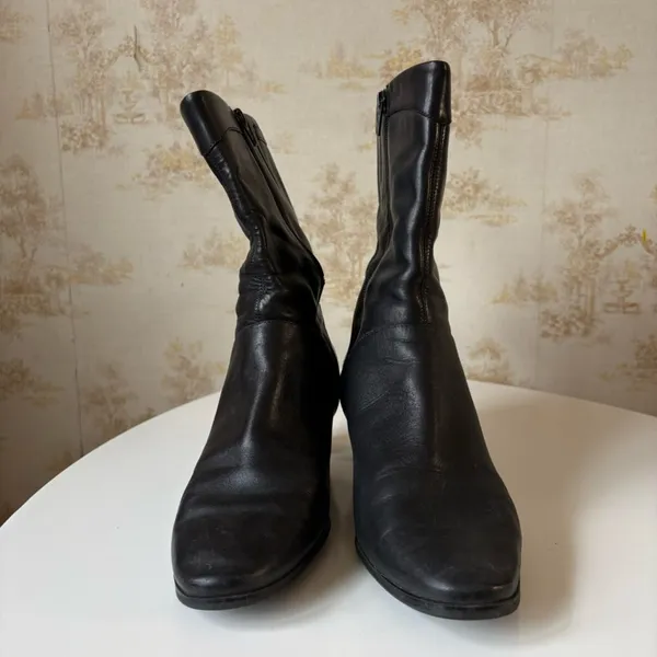 Vintage 90s y2k black leather square toe block heel zip buckle whimsigoth boots - Image 2