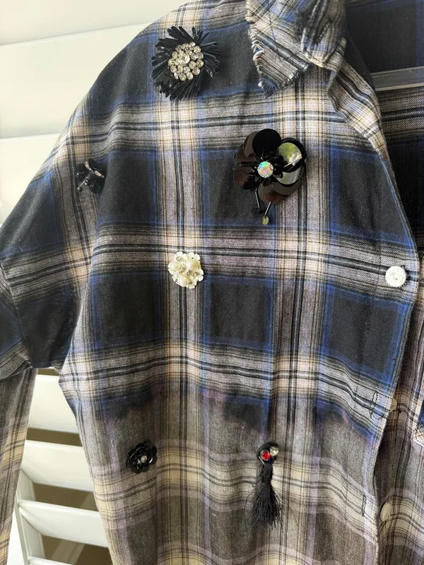 POL Women's Plaid Button-Up Blouse in Navy, Gray and Cream - Image 4