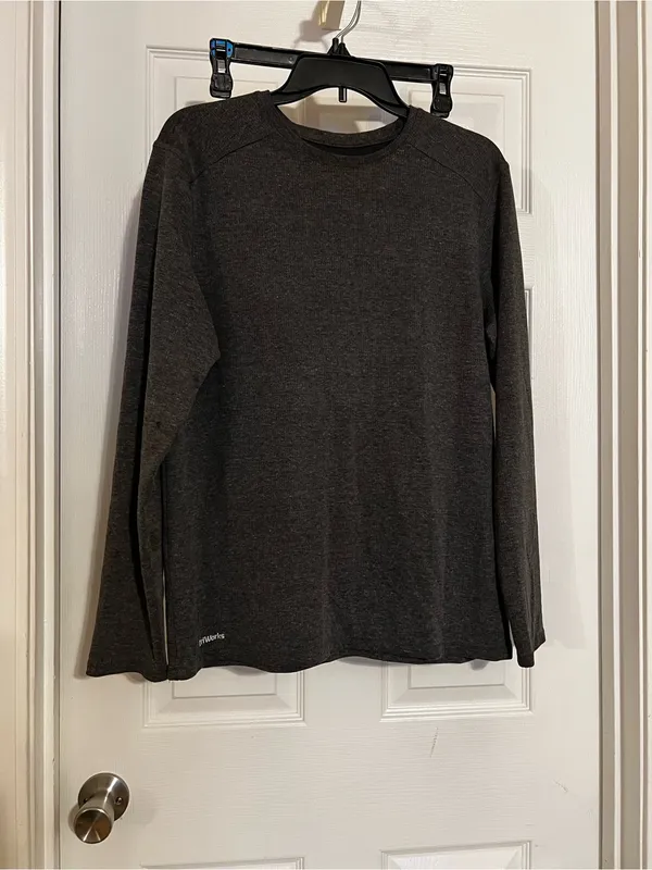 Athletic Works Charcoal Heather Long-Sleeve Crew Performance Top - Image 2