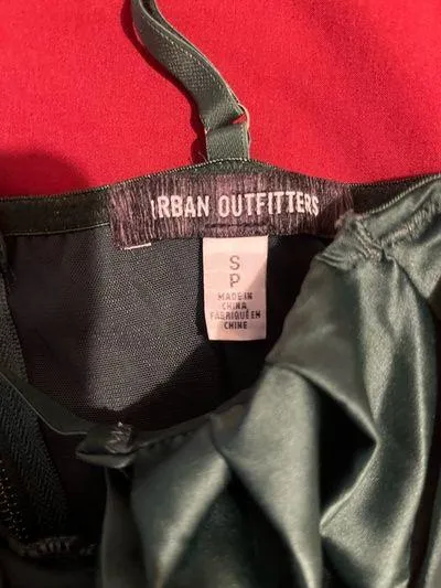 Urban Outfitters Satin Top Crop - Image 3