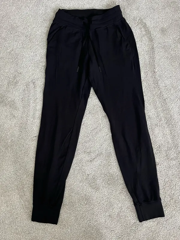 Lululemon Joggers Align - Image 2