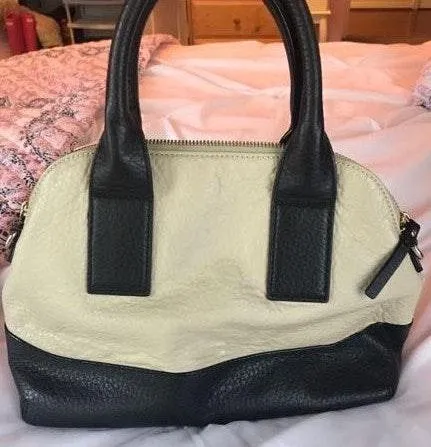 Kate Spade Black and white tote - Image 2