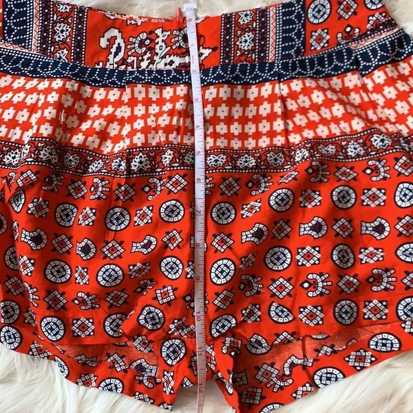 Boho Halter Neck Two Piece Top and Shorts Vintage Print Size Small - Image 5