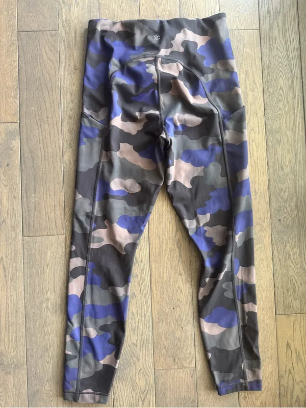 Athletes Purple & Gray Camo High-Waist Leggings sz small. - Image 3
