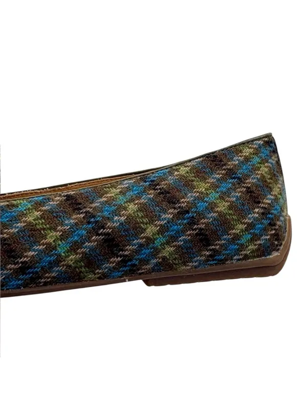 EUC Talbots Plaid Loafers Size 5.5 - Image 5