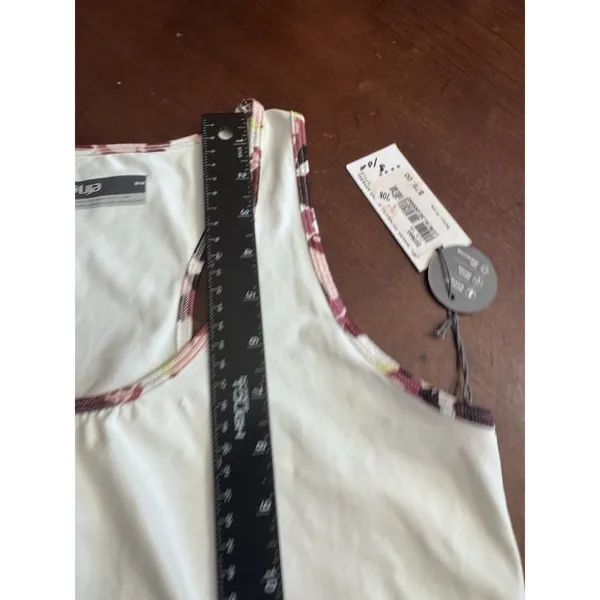 LIJA Activewear Gracey Tank style SIZE M - Image 6