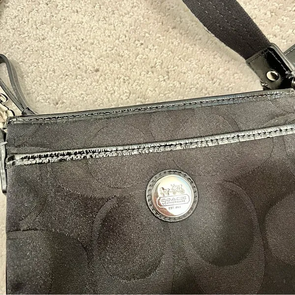 🖤 Black Coach Purse - Image 6