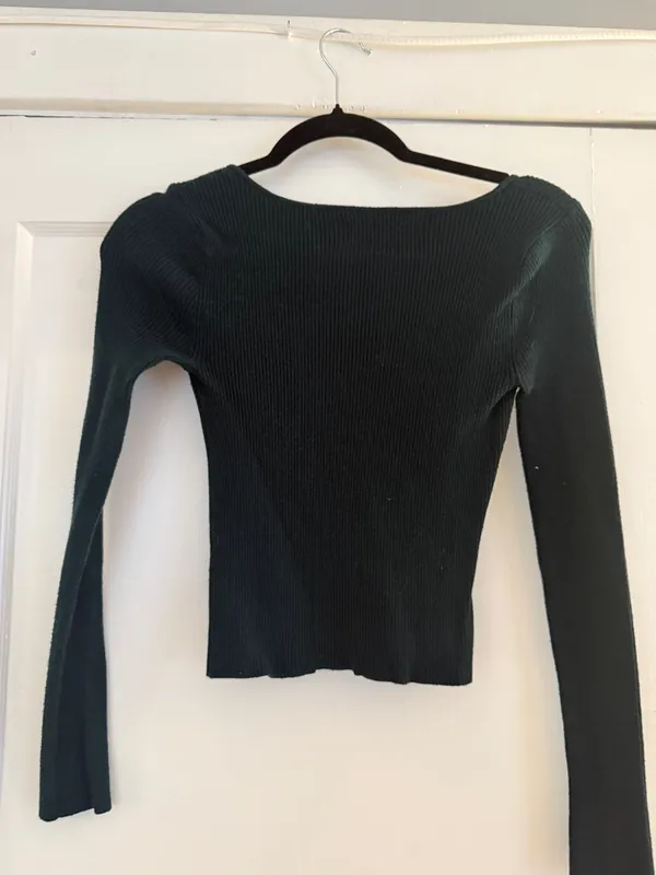 Abercrombie & Fitch Green Long Sleeve Sweater - Image 3