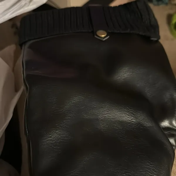 Boots - Image 2