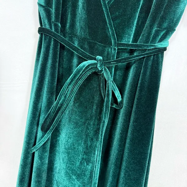 Baltic Born Meghan Velvet Wrap Maxi Dress Emerald Green Holiday Party Christmas - Image 8