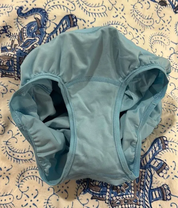 Speed Up Shorts 2.5 mid rise - Image 4